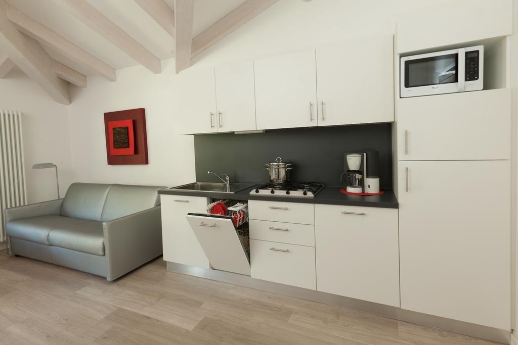 Casa Carla Aparthotel Torbole Sul Garda Exteriör bild